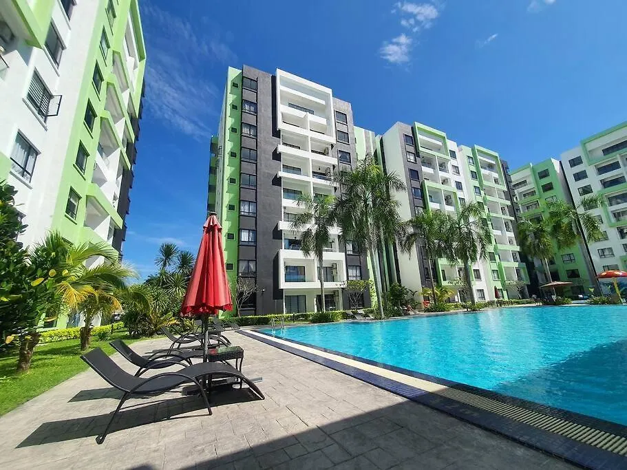 Manhattan Condo Ipoh With Water Park And Pool View Apartment