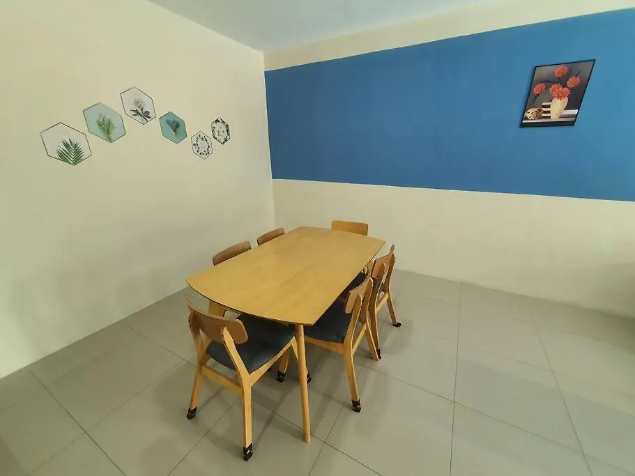Manhattan Condo Ipoh With Water Park And Pool View 0*,