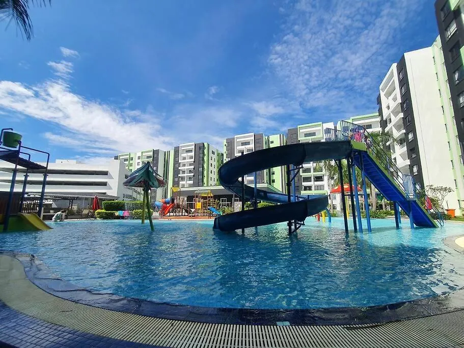 Apartment Manhattan Condo Ipoh With Water Park And Pool View Malaysia