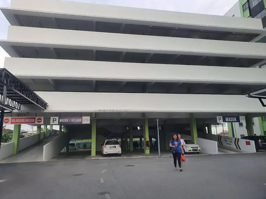 Manhattan Condo Ipoh With Water Park And Pool View 0*,  Malaysia
